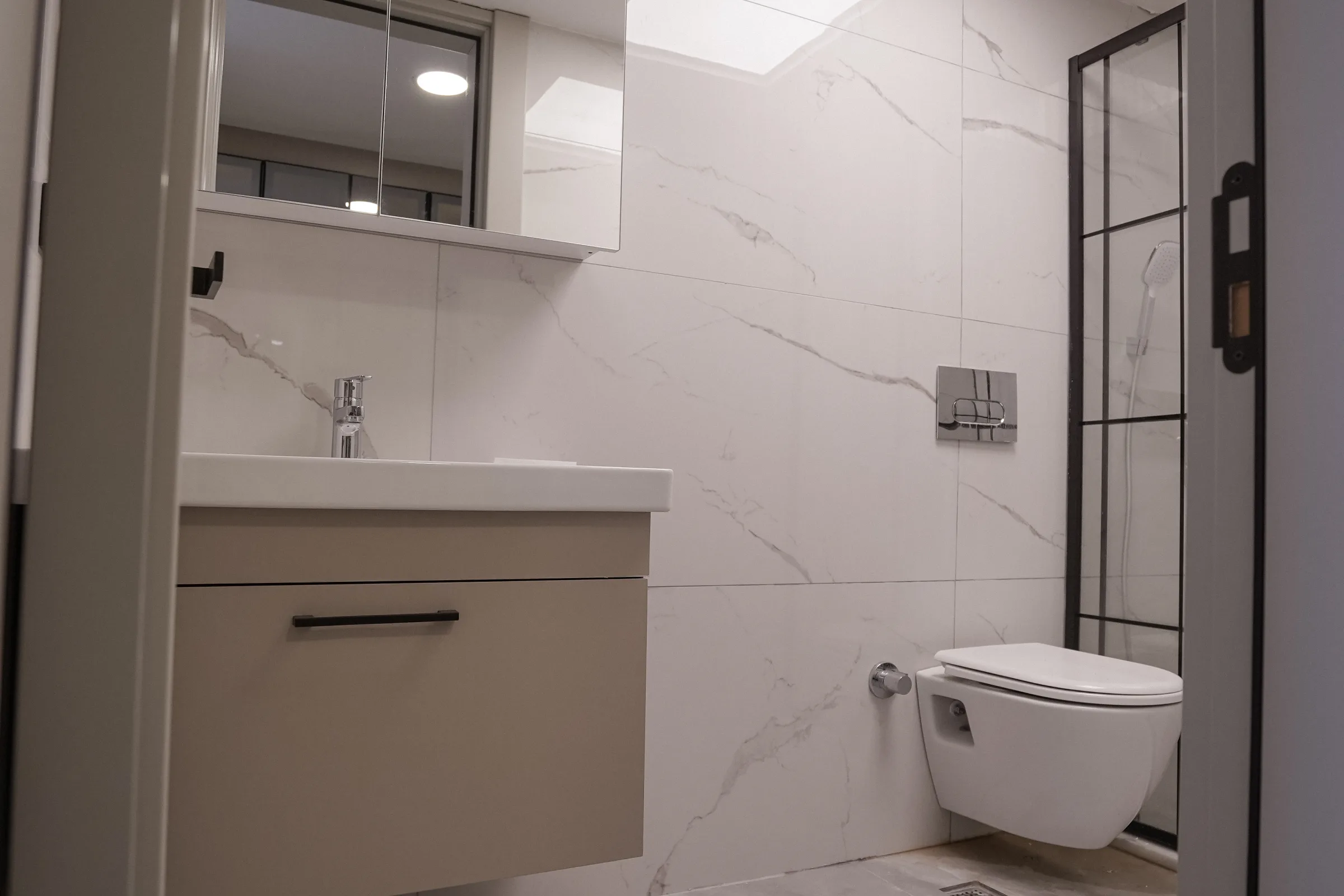 Lavabo ve asma klozet