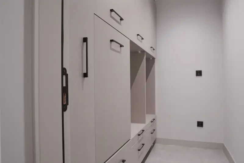 Çamaşır odası dolapları