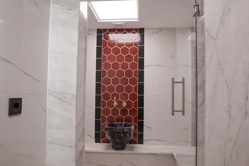 Hamam, 60×120 granit yüzeyler