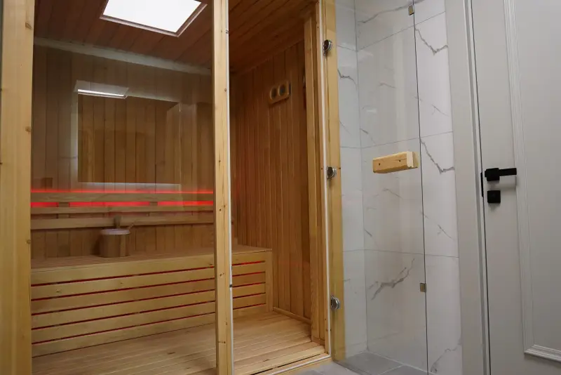 Sauna kapısı